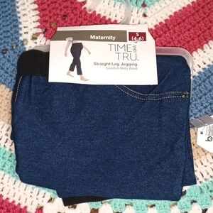 Time and Tru Dark Blue Maternity Straight Leg Jeggings